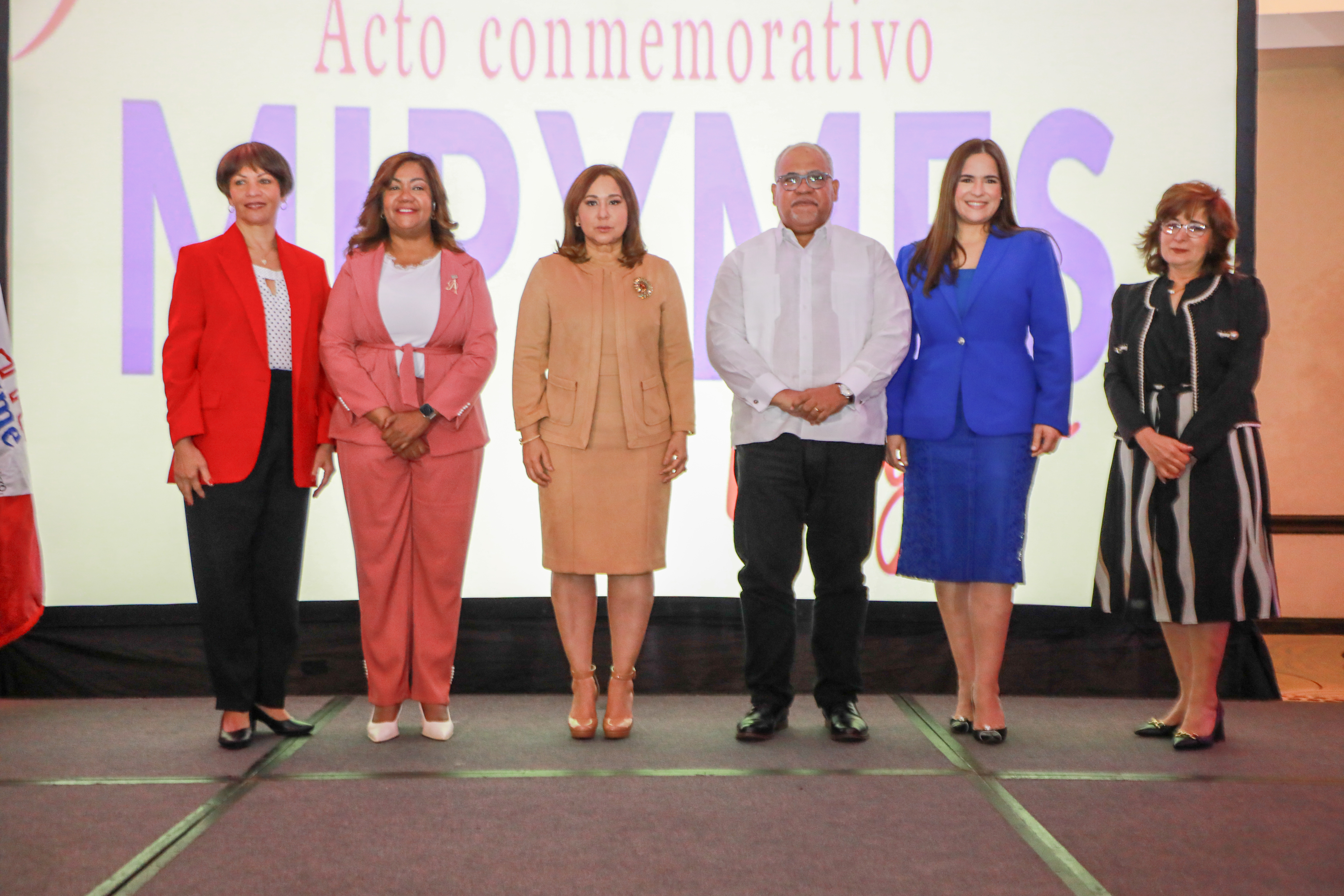 Promipyme impulsa el emprendimiento femenino con nuevos préstamos en el Día Internacional de la Mujer